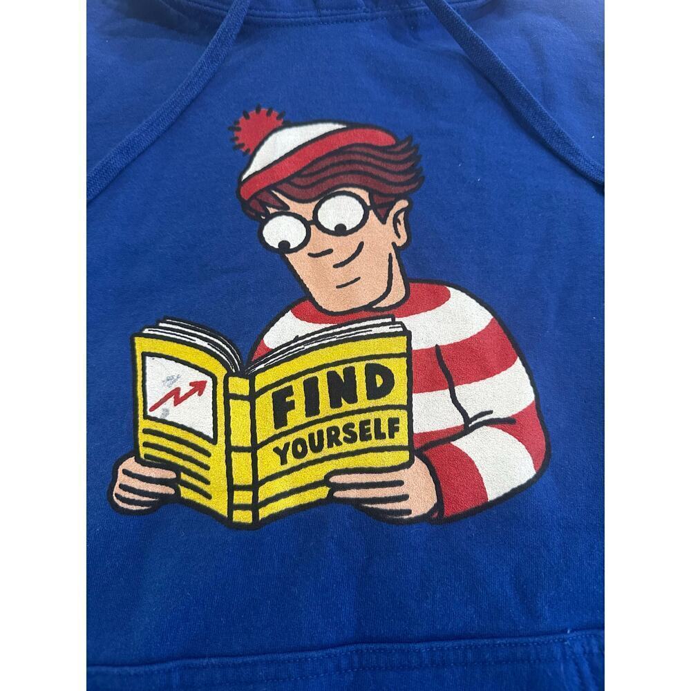 Where's Waldo Pullover Hoodie, Sweatshirt or Long Sleeve Tee Size Medium - Picture 2 of 5